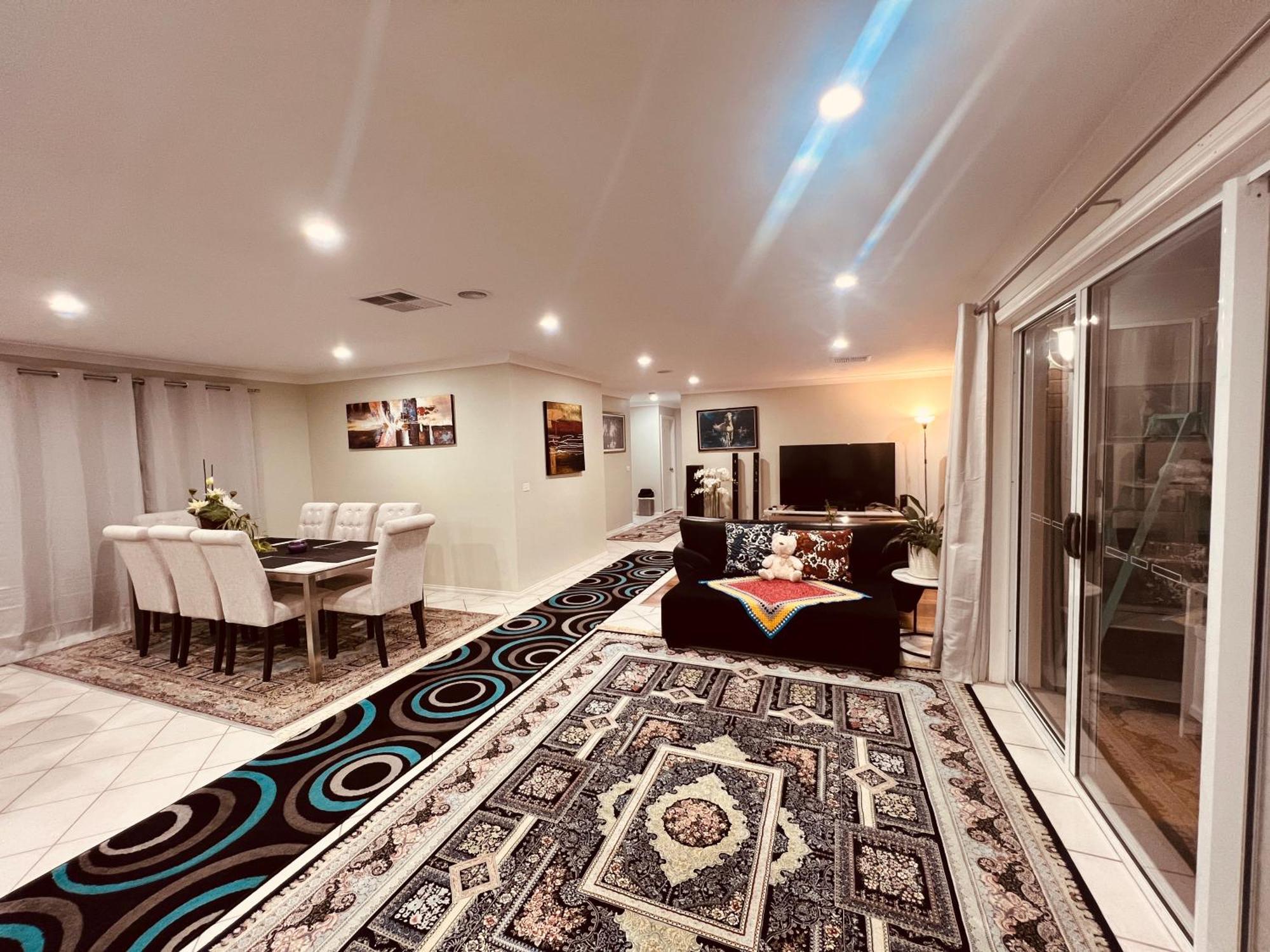 Spacious 6 Bedroom Holiday Home 15 Min Away From Melbourne Airport Sydenham Esterno foto