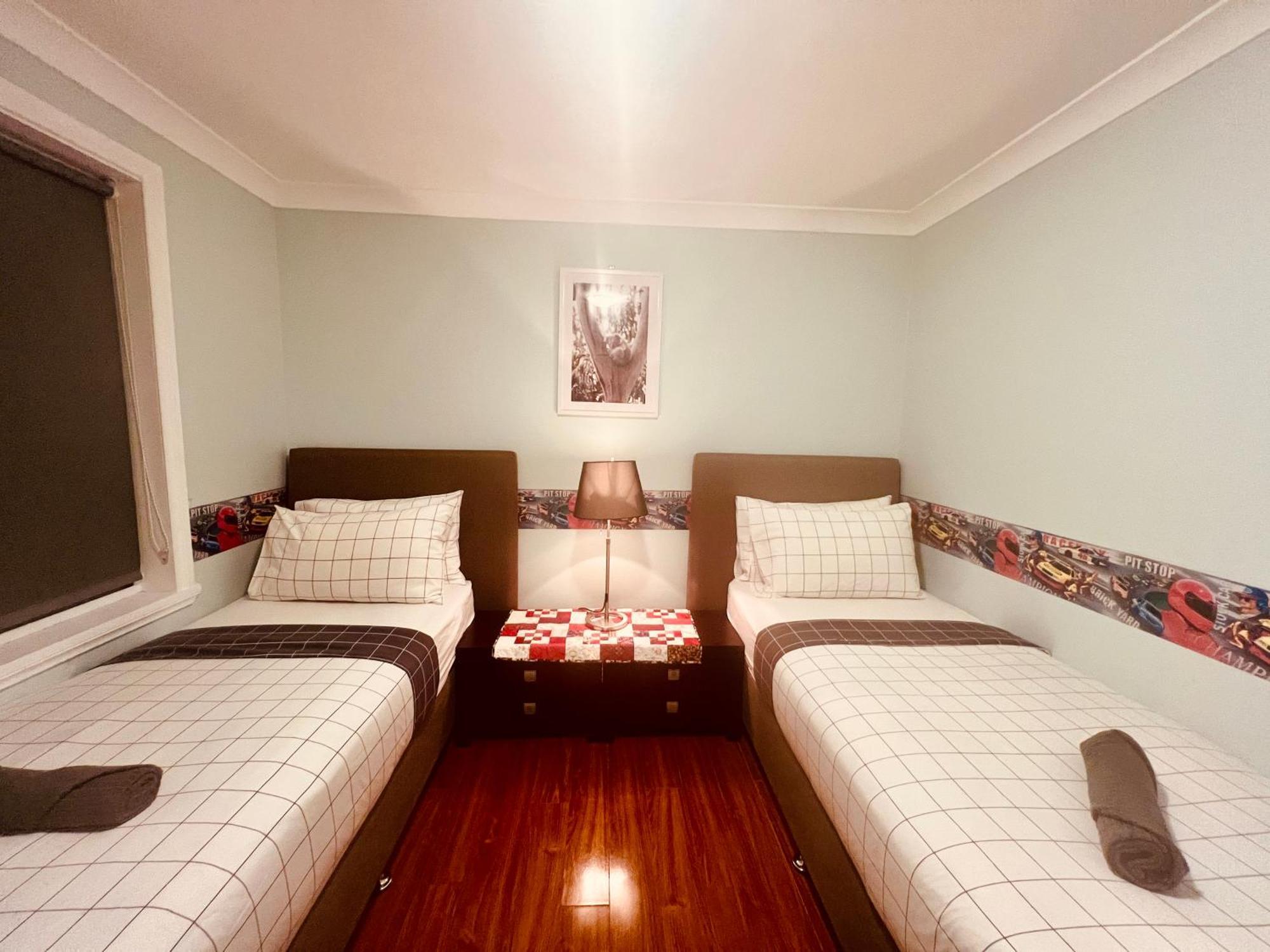 Spacious 6 Bedroom Holiday Home 15 Min Away From Melbourne Airport Sydenham Esterno foto