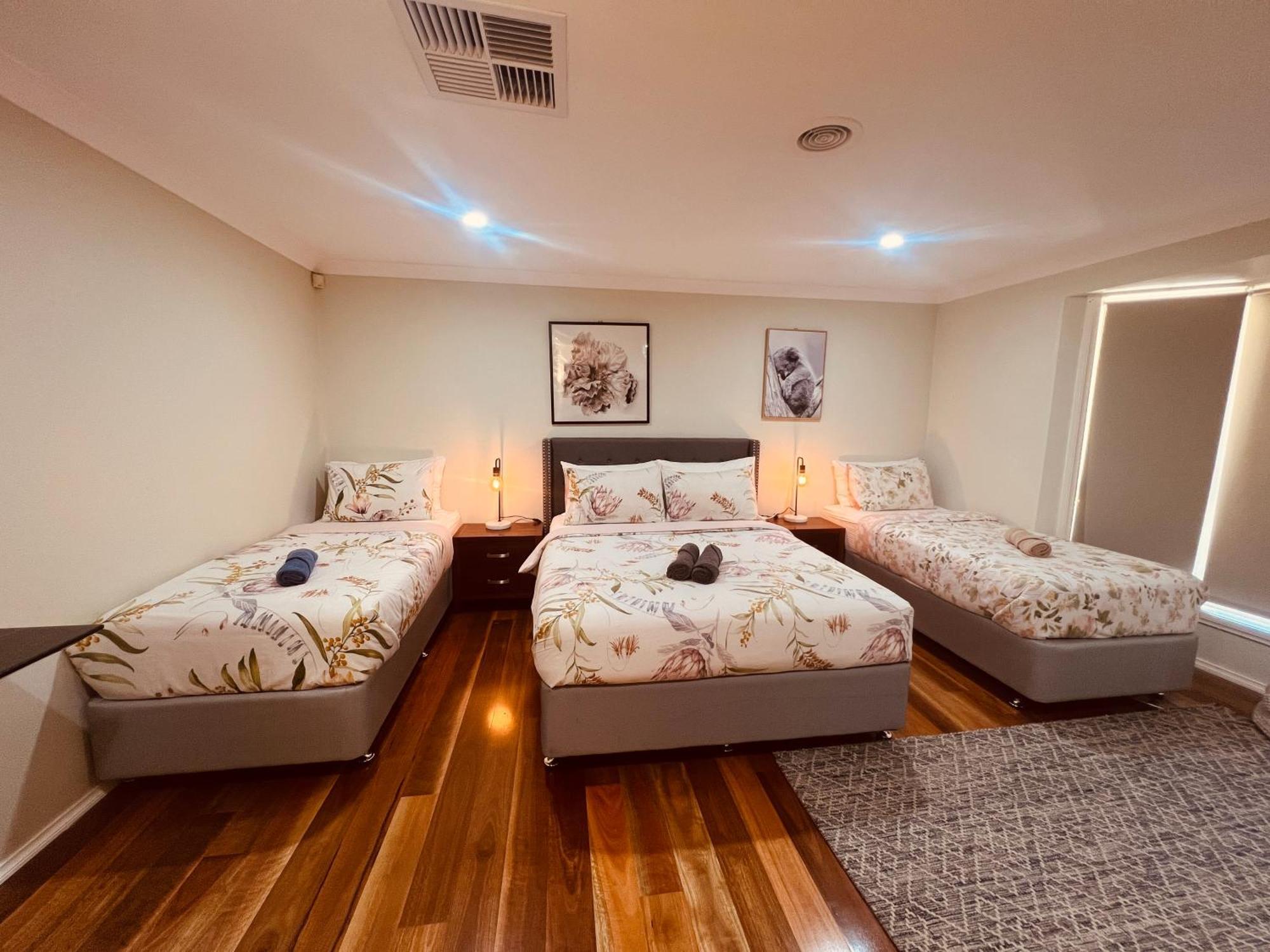 Spacious 6 Bedroom Holiday Home 15 Min Away From Melbourne Airport Sydenham Esterno foto